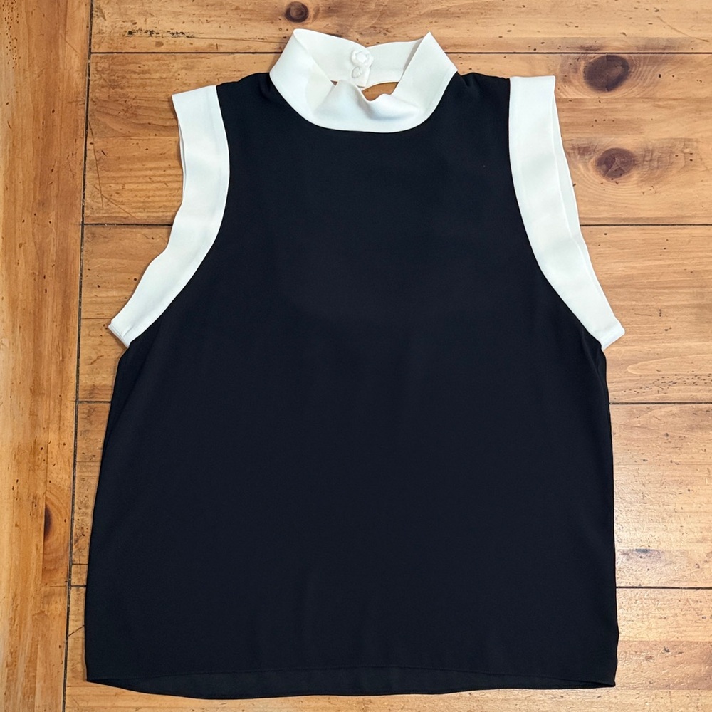 Ralph Lauren mock neck sleeveless top size 10